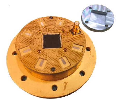 Open access visualization of Photo, Multi-Qubit Device, PCB, Sample Table, Aluminum Lid