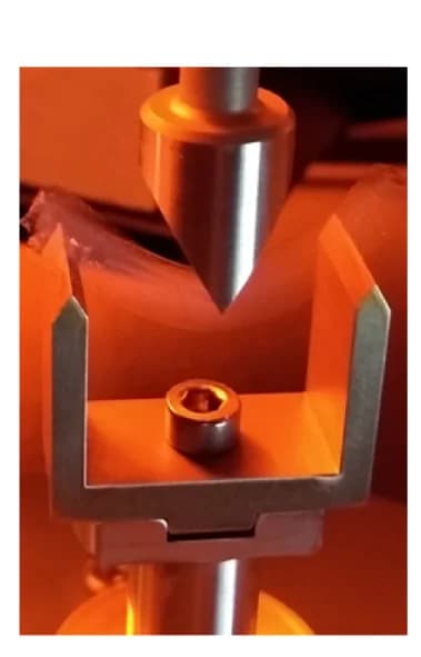 Open access visualization of Photo, ThreePoint bending, SiCellA sample