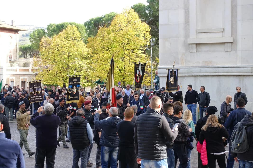 Open access visualization of Photo, March on Rome, Crowd, Anniversary, Photograph
